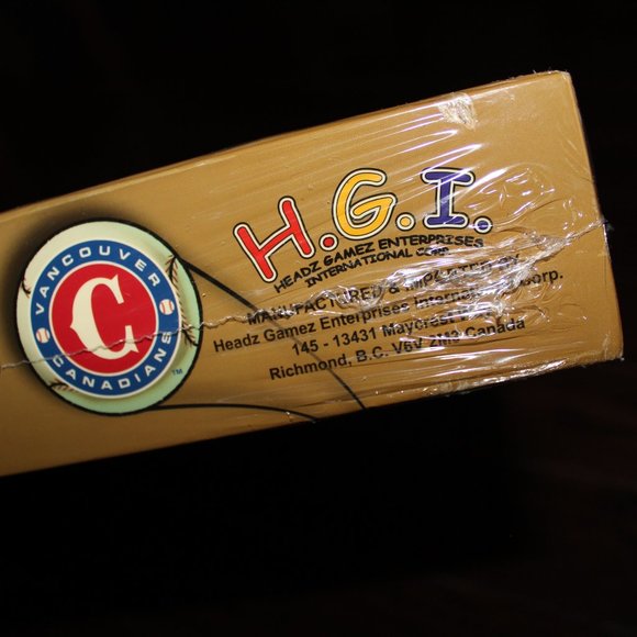 new GRIDDLY HEADZ™ Baseball Board Game 2005 Vancouver Canadians Special Edition - Picture 11 of 11
